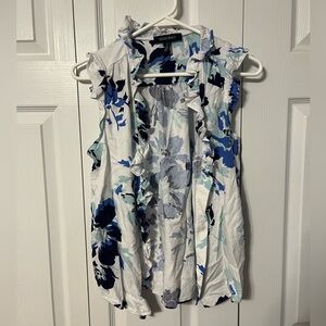 Ellen Tracy Blue and White Floral Top